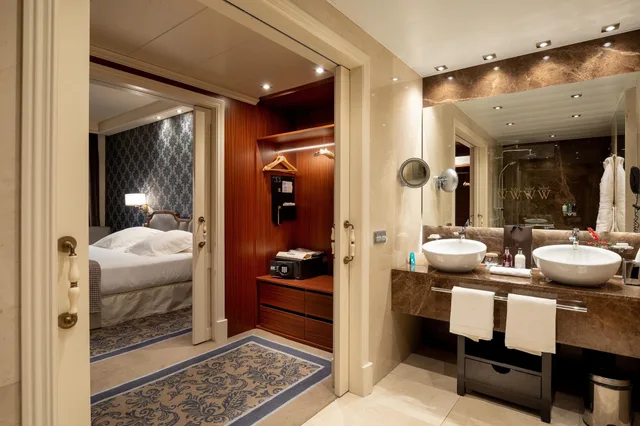 Courtyard, Suite, Terrace، Wellington Hotel Spa Madrid 4/5