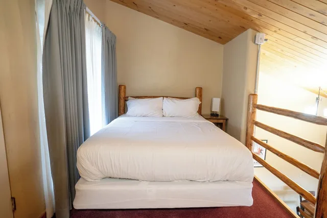 Loft, Lodge, Bunk Bed, Queen Bed, Sofa، Sioux Lodge Suites by Grand Targhee Resort 2/7