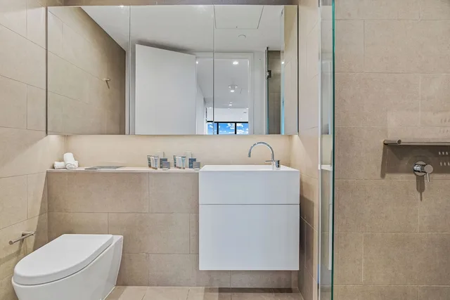 2 Bedrooms, Sky High, Apartment, 2 Queen Beds، CLLIX Australia 108 Apartments 4/5