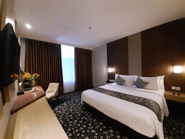 غرفة ديلوكس بسرير كينج، Aston Gorontalo Hotel & Convention Center 4/7