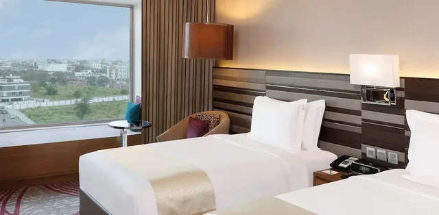 غرفة قياسية بسريرين منفصلين للمدخنين، Holiday Inn Jaipur City Centre by IHG 6/7