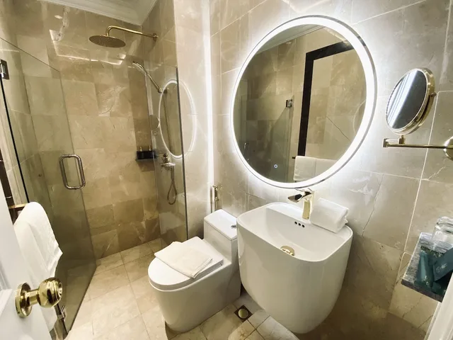 جناح تنفيذي بسرير مزدوج، Grand Eska Hotel & Suites 2/2