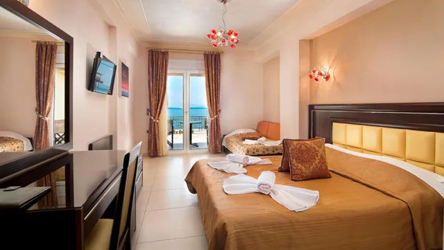 Superior, Triple, Sea View, Ilia Mare Hotel 2/7