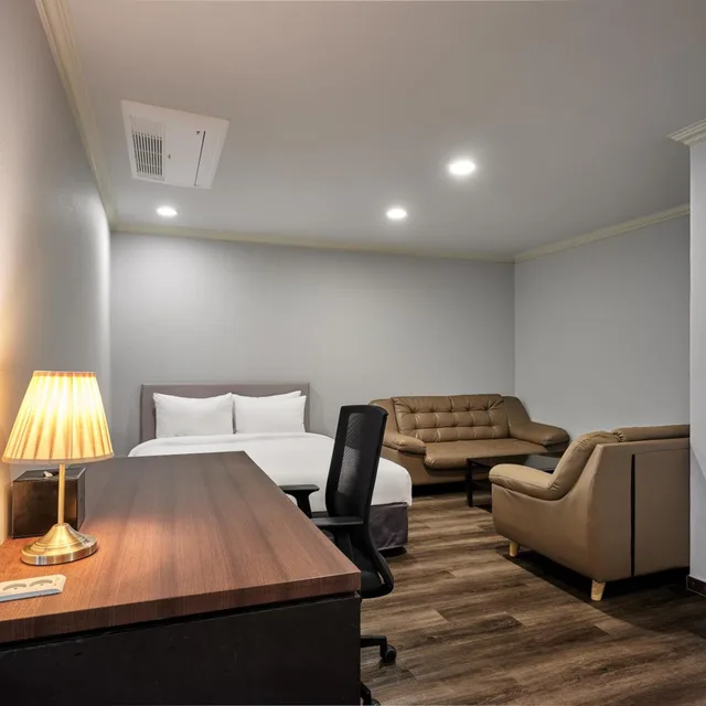 غرفة بريميير عائلية، Ramada Hotel & Suites by Wyndham Seoul Namdaemun 7/10