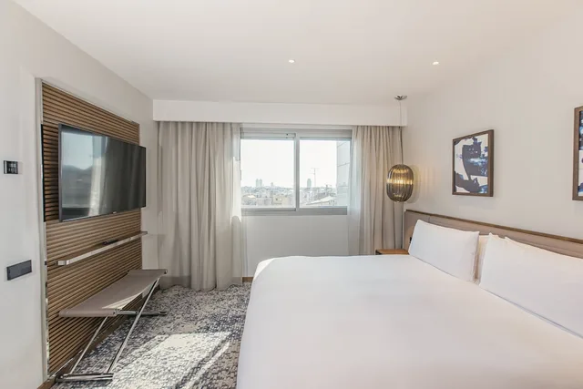 غرفة كلاسيكية بسريرين منفصلين مع دخول صالة النادي، InterContinental Barcelona 3/10