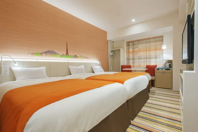 Room, Triple, Twin Beds, Murphy Bed، OURS INN HANKYU 4/7