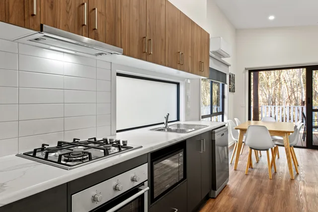 2 Bedrooms, Deluxe, Cabin, DISCOVERY PARKS - ECHUCA 5/5