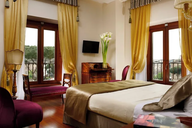 غرفة ديلوكس بسريرين منفصلين بإطلالة على المدينة، Forum Hotel Rome 4/10