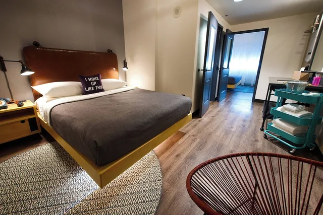 2 Bedrooms, Suite, 2 Queen Beds, Moxy New Orleans Downtown French Quarter Area 2/3