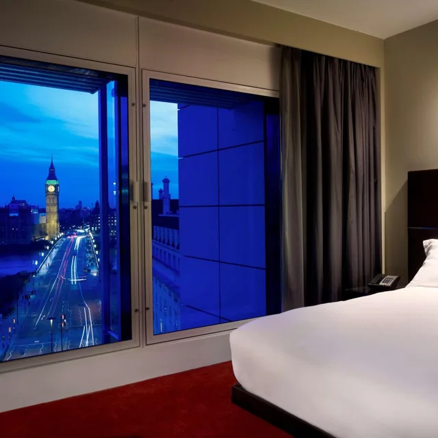 1 Bedroom, Suite, Big Ben View، Park Plaza London Westminster Bridge 1/4