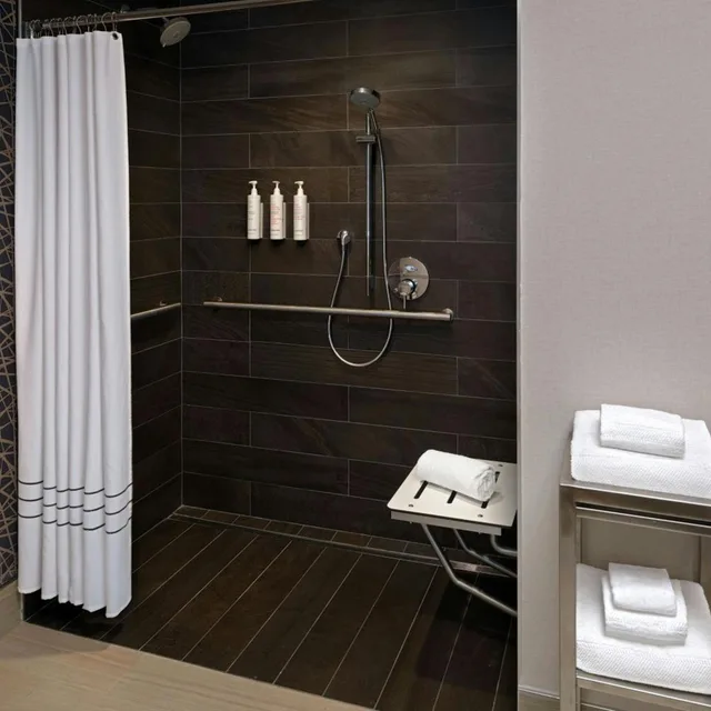 غرفة بسريرين مزدوجين، Marriott Research Triangle Park 18/19