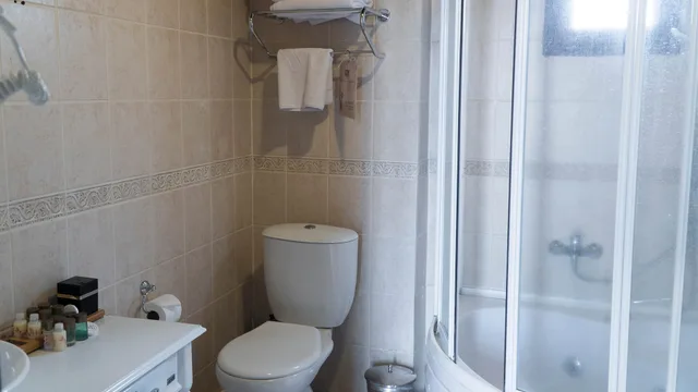غرفة عائلية، Urgup Konak Hotel 3/3