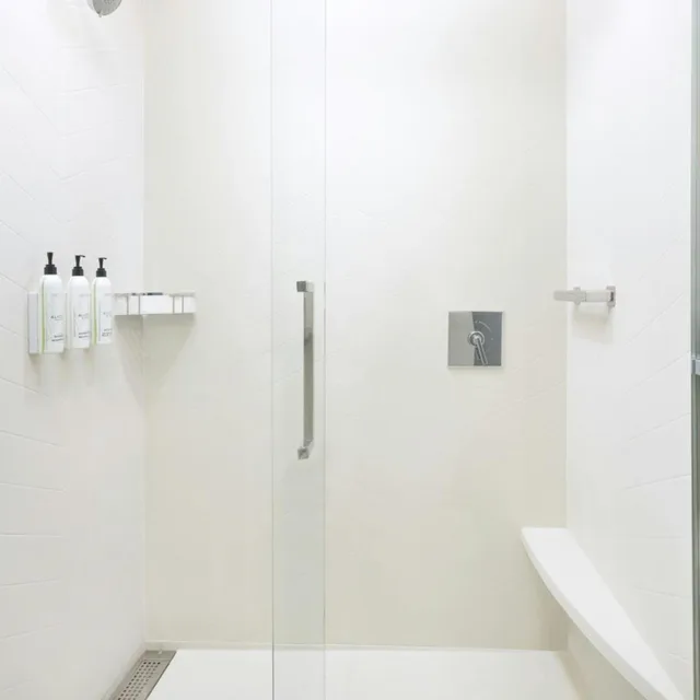 جناح بسرير كينج بإطلالة على البحر مع أريكة لذوي الإعاقة، Fairfield by Marriott Inn & Suites Melbourne Beach 3/3
