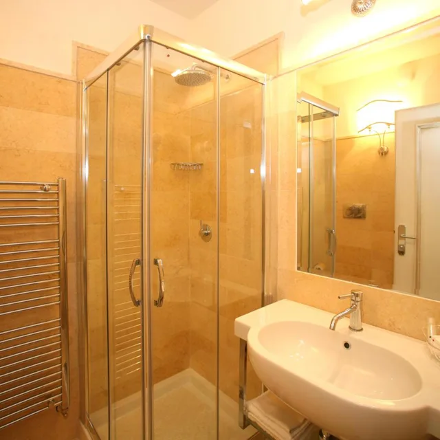 غرفة رباعية، Palace Hotel Vieste 3/3