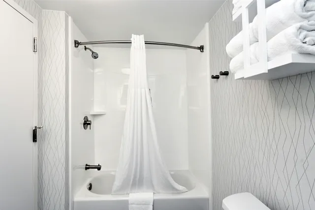 غرفة بسريرين كوين بحوض استحمام، Hampton Inn Santee-I-95 6/9