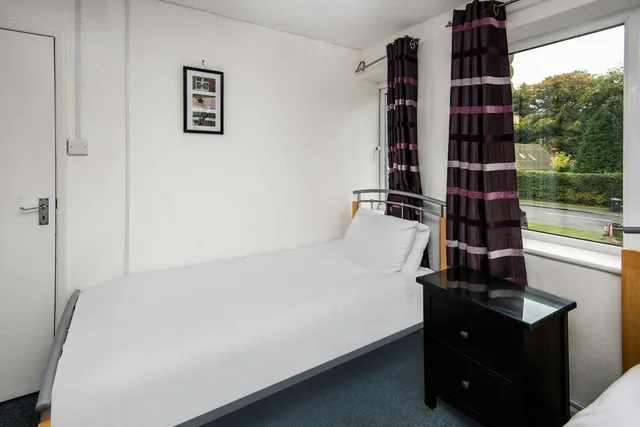غرفة قياسية بسريرين منفصلين، OYO Chriss Motel 10/10