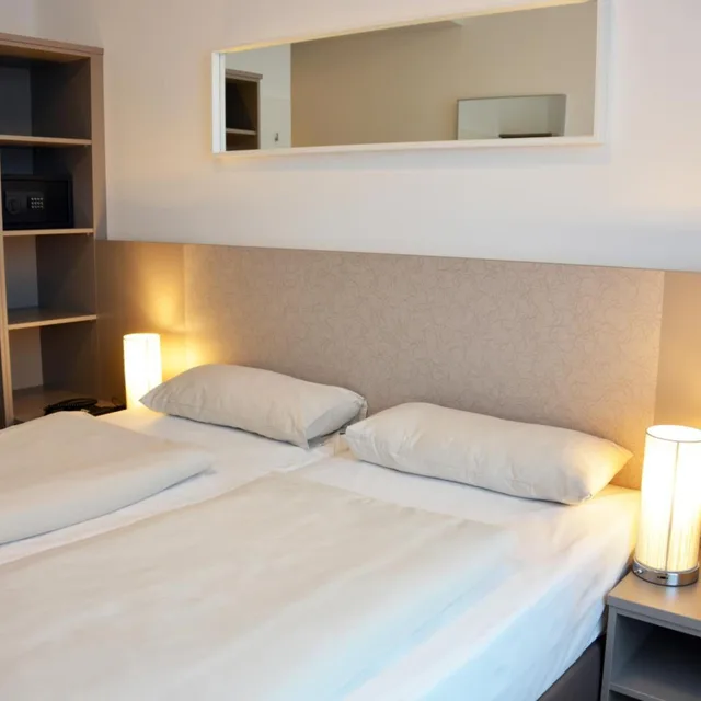 غرفة بسرير مزدوج في الملحق، Arthotel Munich 7/10