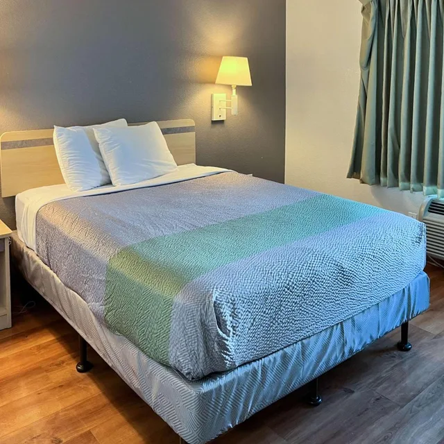 غرفة بسرير كوين لذوي الإعاقة، Motel6 Belmont, CA San Francisco Redwood City 3/7