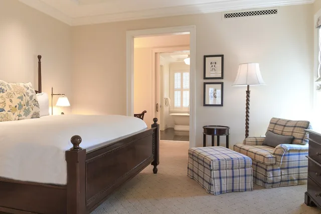 1 Bedroom, Suite, King Bed, Lagoon View, Sofa, Guest House، Montage Palmetto Bluff 3/8