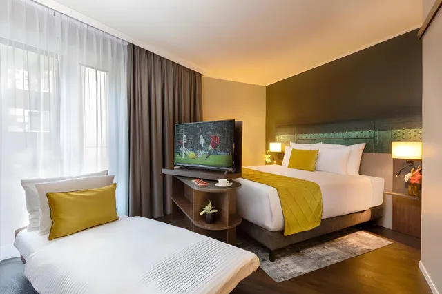 Deluxe, Triple, Double Bed, Sofa, Leonardo Hotel Dortmund 1/1