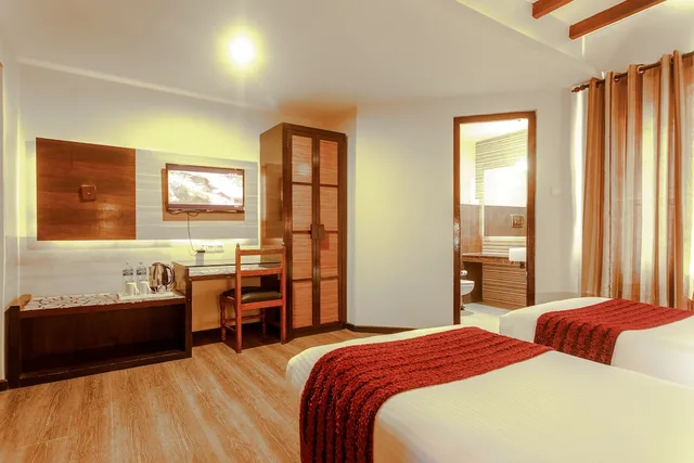 Wooden, Cottage, Double Bed، The Lake Side Retreat 1/1