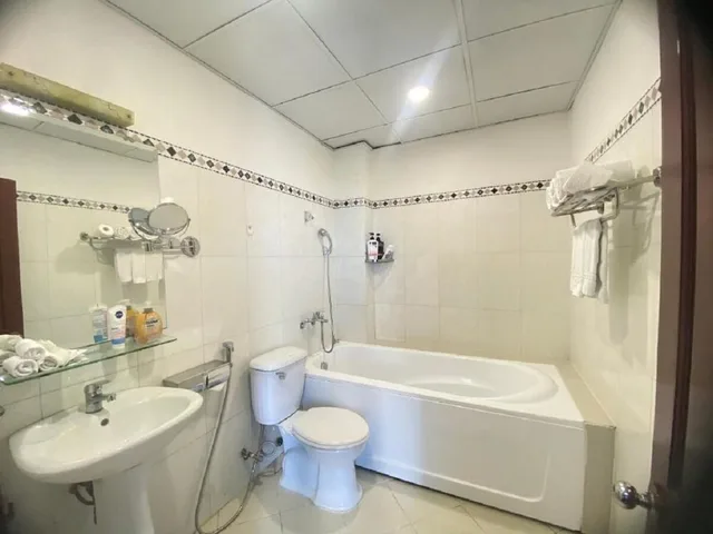 1 Bedroom, Family, 1 Double and 1 Single Bed, A25 Hotel - 251 Hai Ba Trung HCM 6/6