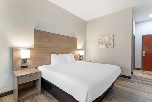 غرفة بسرير كينج، Best Western Of Wise 2/5