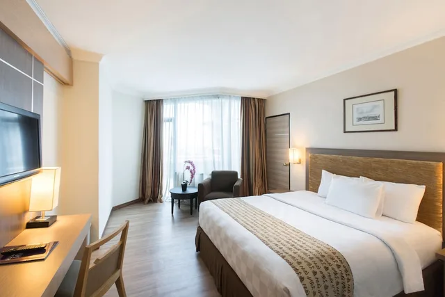 غرفة سوبيريور بسرير مزدوج، Almadera Hotel D H Quality Plaza Hotel Makassar 2/3