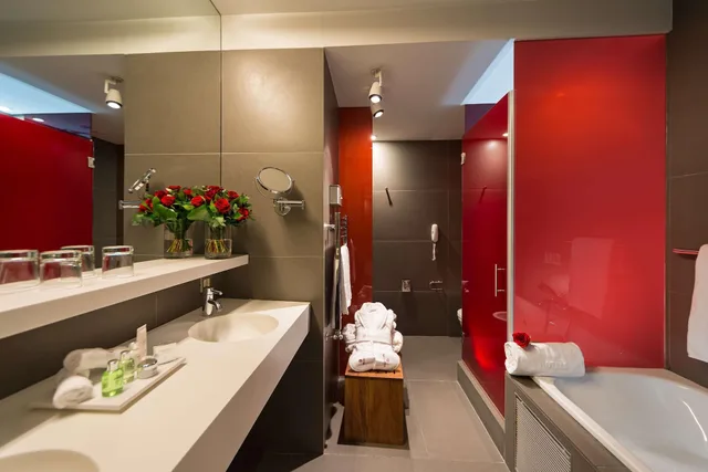 Adjoining, Family, with Extra Bed, NH Collection Barcelona Constanza 3/3