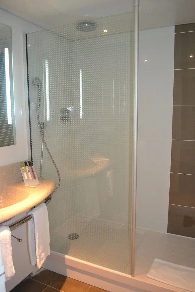 غرفة متصلة بسريرين مزدوجين، ibis Styles Lille Neuville en Ferrain 7/7
