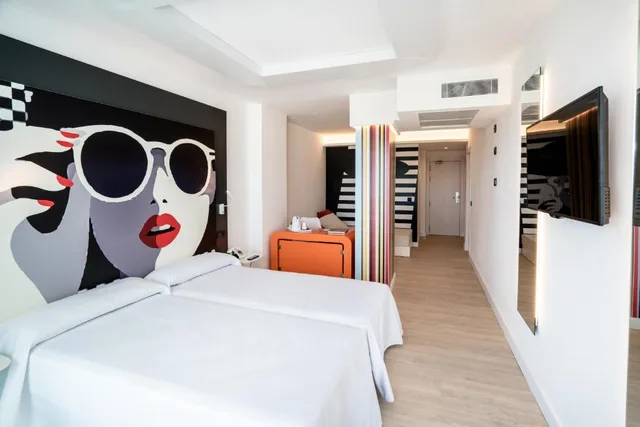 Superior, Double Bed, Pool View, Bathtub, Thb Naeco Ibiza - Adults Only 7/9