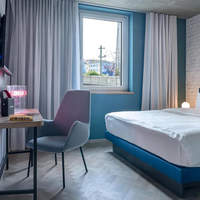 Room, Double Bed, Cathedral View, Urban View، URBAN LOFT Cologne 2/6