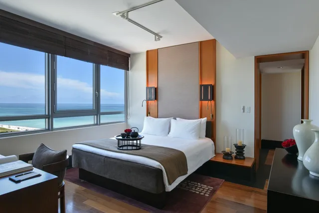 2 Bedrooms, Suite, City and Ocean View، The Setai Miami Beach 2/8