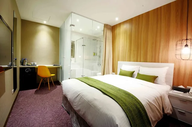 Standard, Double Bed, No Window، Ark Hotel 4/10