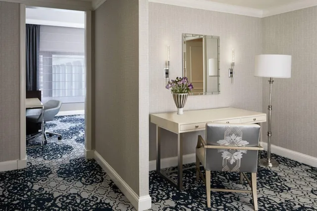 Grand, Deluxe, King Bed, The Ritz Carlton San Francisco 2/2