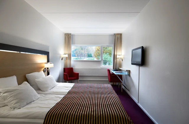 غرفة قياسية، GENTOFTE HOTEL 1/3