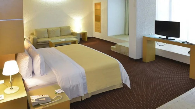 جناح بسرير كينج، Holiday Inn Morelia 2/4