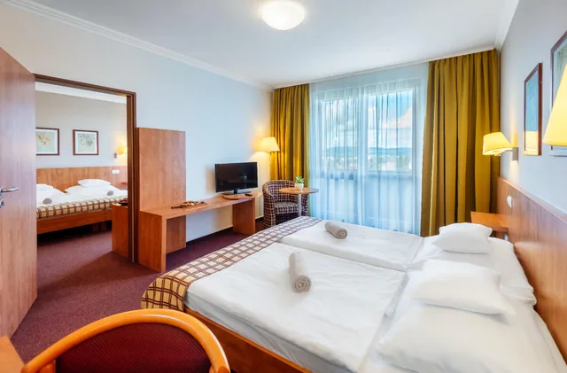 غرفة عائلية بأربعة أسرّة، Hunguest Hotel Pelion 2/2