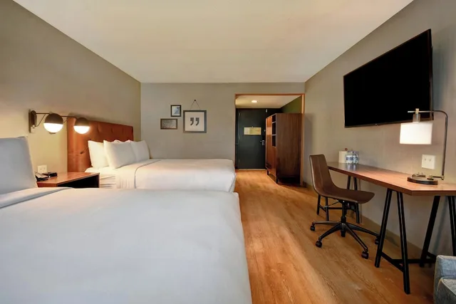 Room, 2 Queen Beds, Accessible, Four Points By Sheraton Boston Newton 4/10