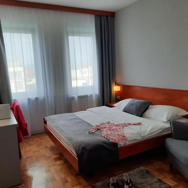 Standard, Double Bed, Vodisek 2/7