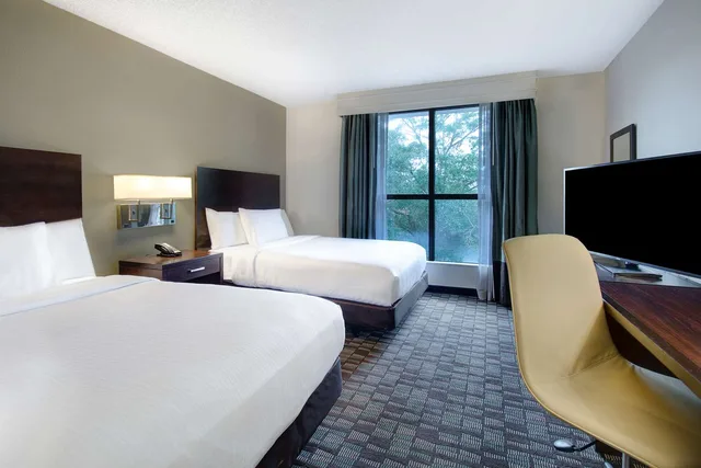 جناح تنفيذي بسرير مزدوج، Embassy Suites by Hilton Jacksonville Baymeadows 1/3
