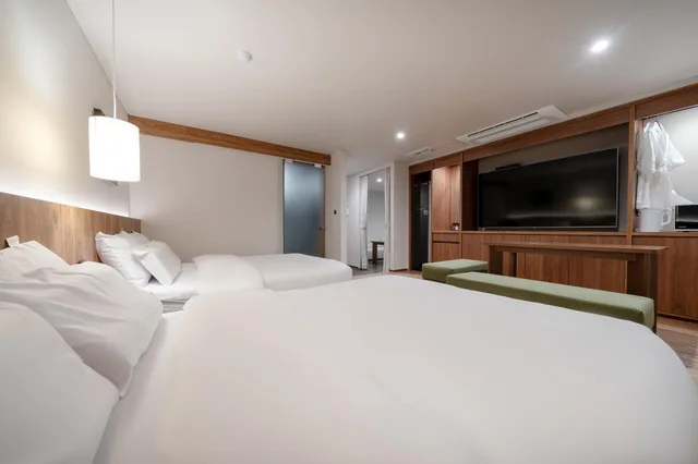 Signature, Party, 2 Queen Beds, Bunk Bed، Dongtan Simjak Hotel 1/1