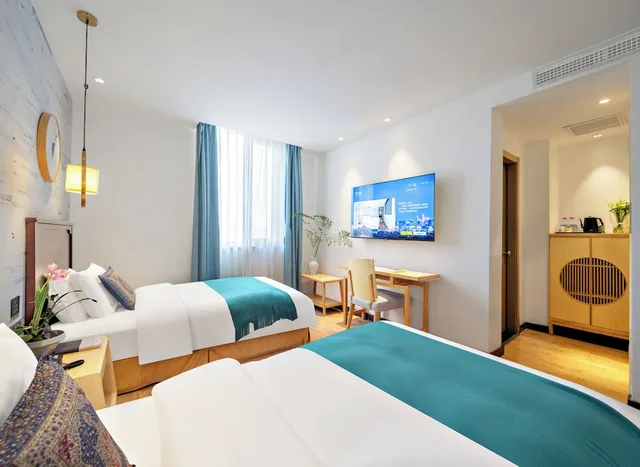 Classic, Twin Beds, Beijing Aaliyah Wang Fu Jing Forbodden City Boutique Hotel 3/5
