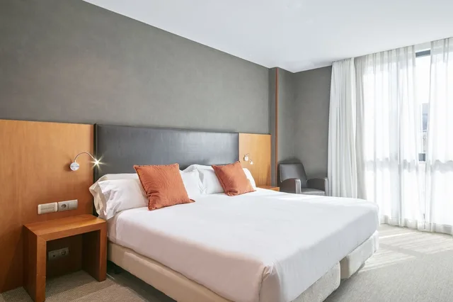 Superior, Twin Beds, Acta Sant Just 4/10