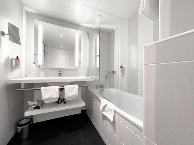 غرفة قياسية بسريرين منفصلين، Mercure Paris Porte De Versailles Expo 8/10