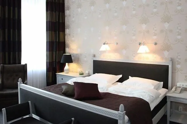 جناح جونيور بسرير كينج، Elite Hotel Knaust 1/4