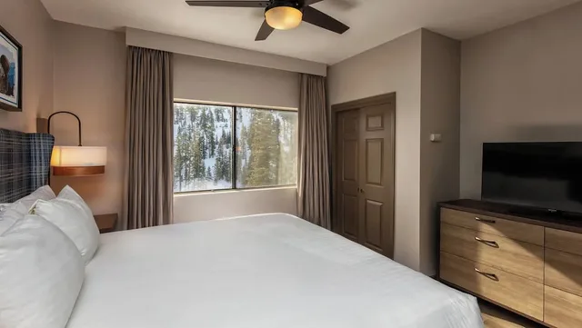فيلا بسريرين كينج بشرفة بغرفتي نوم، Holiday Inn Club Vacations Tahoe Ridge Resort 7/10