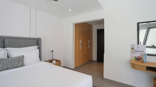 1 Bedroom, Club, Apartment, Queen Bed, Citadines Metro Central Dubai Ex Auris Metro Central Hotel Apartments 1/9