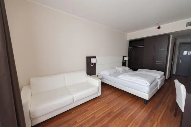 غرفة ديلوكس عائلية، Kona Hotel Verona 1/1