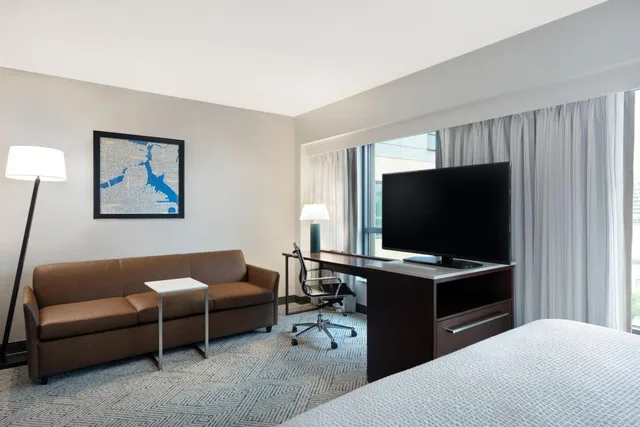 جناح استوديو بسرير كينج مع أريكة في طابق مرتفع، Residence Inn By Marriott Boston Back Bay Fenway 6/10